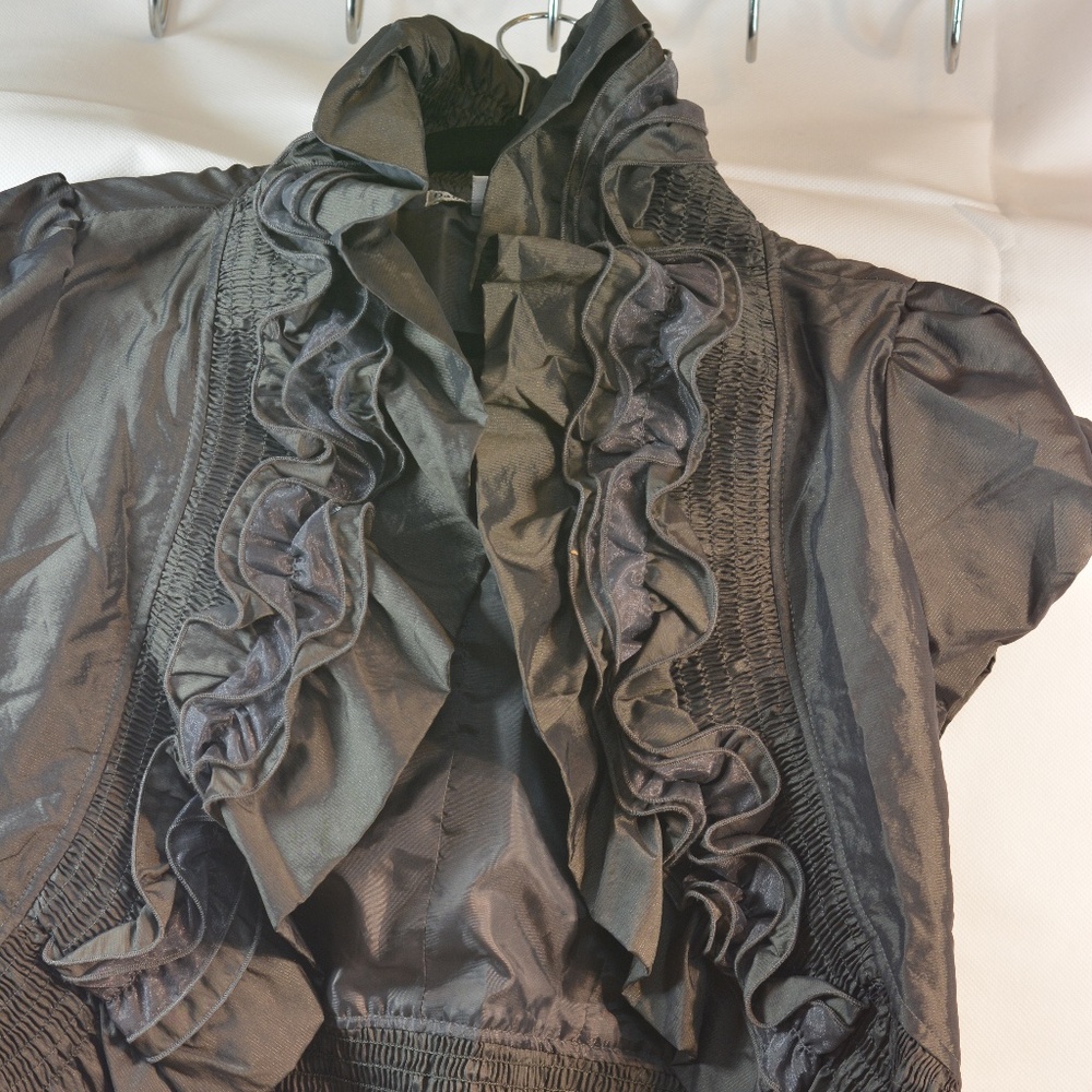 Frilly Charcoal Vest SZ 8 Dalia Collection